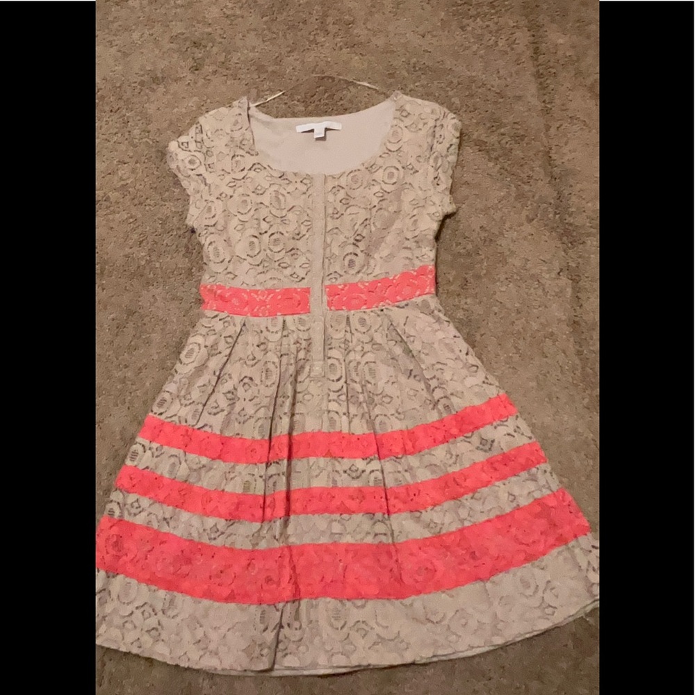 Women dress